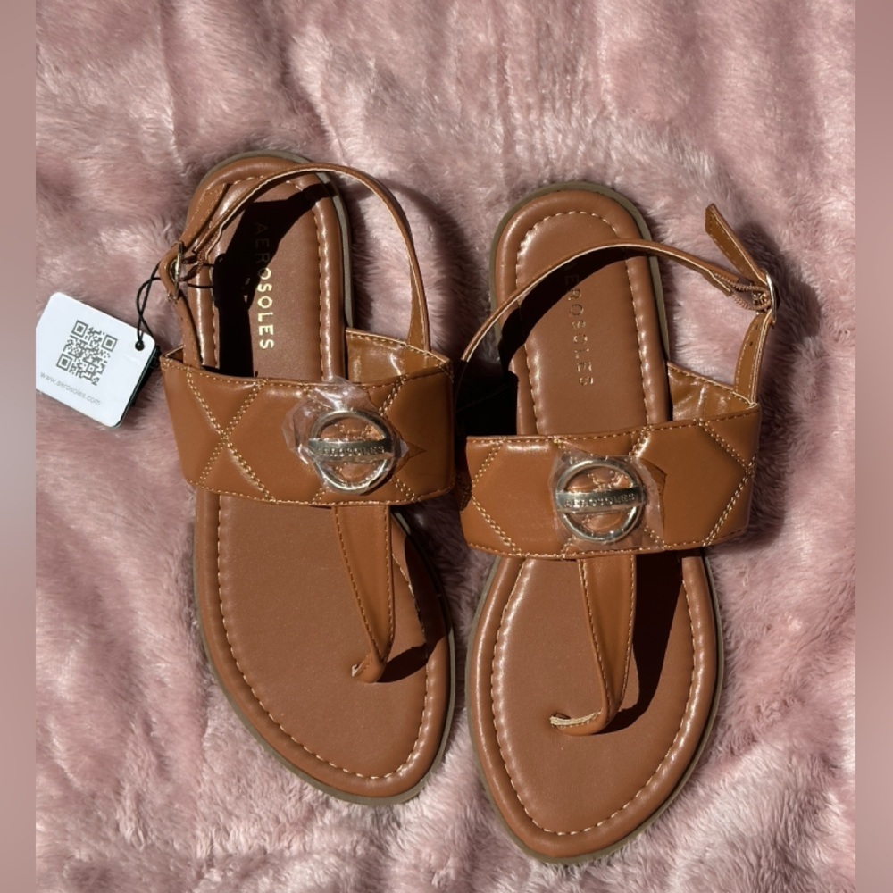 Aerosoles Quilted Faux Leather Sandals – 7.5, Never Worn